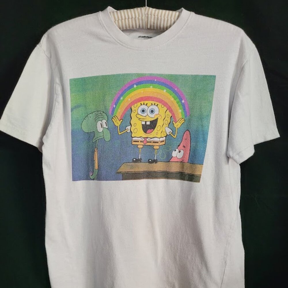 SPONGE BOB SQUARE PANTS TEE SHIRT SZ L.                                     T016